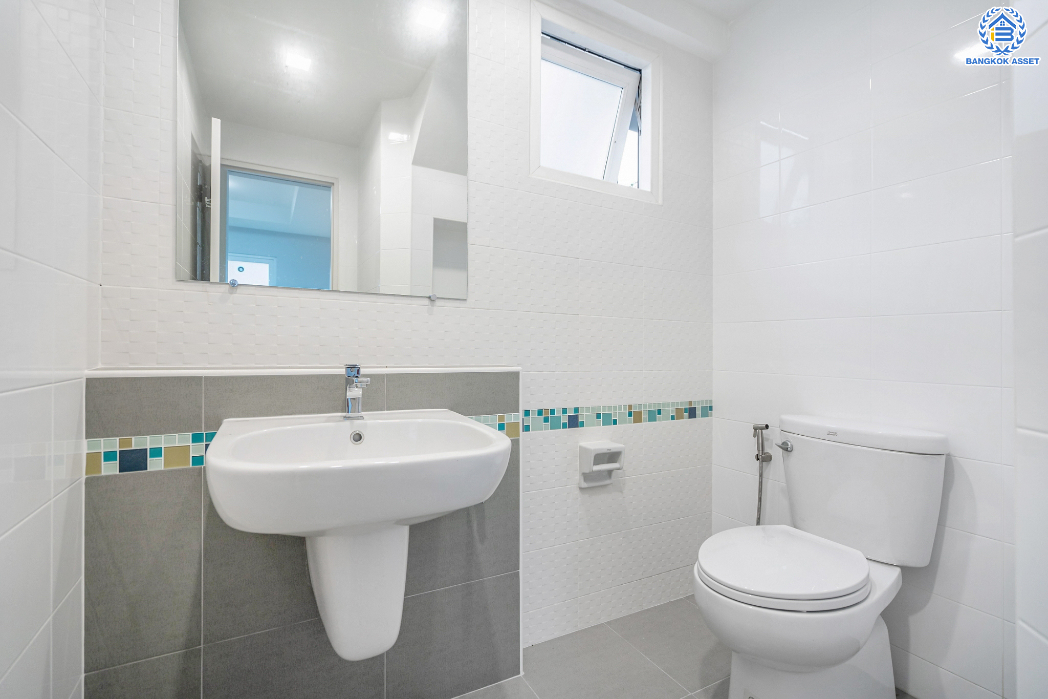 บ้านเดี่ยวมือสองนนทบุรี ม.ชัยพฤกษ์ ปิ่นเกล้า-กาญจนาฯ หลังใหญ่ จากแบรนด์คุณภาพ LH เนื้อที่ 54 ตร.ว. ฟังก์ชัน 3 ห้องนอน 3 ห้องน้ำ จอดรถได้ 2 คัน บนทำเลศักยภาพ ใกล้เซ็นทรัลเวสต์เกต ทางด่วน "กาญจนาภิเษก" รถไฟฟ้าสายสีม่วง "สถานีตลาดบางใหญ่"